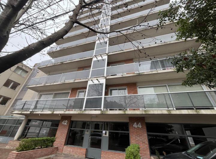 Departamento · 75m² · 3 Ambientes · 1 Cochera