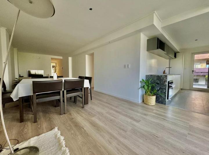 Departamento · 90m² · 4 Ambientes · 1 Cochera