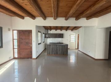 Casa de 6 ambientes, Perdriel · Alquilo Casa Dueño Directo