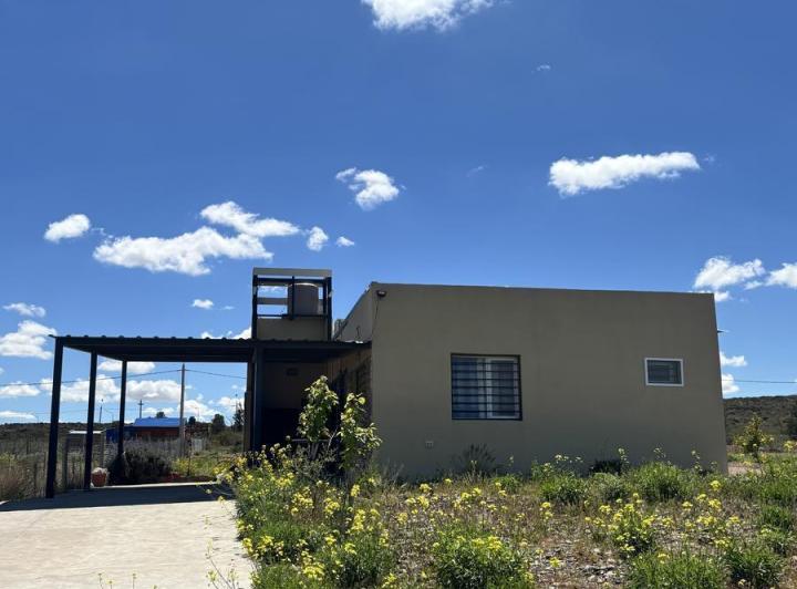 Casa · 450m² · 3 Ambientes · 1 Cochera