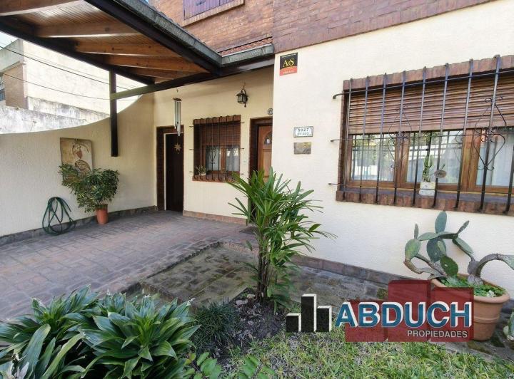 Casa · 164m² · 5 Ambientes · 1 Cochera