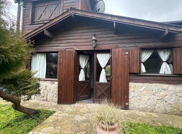Casa · 192m² · 5 Ambientes · 1 Cochera
