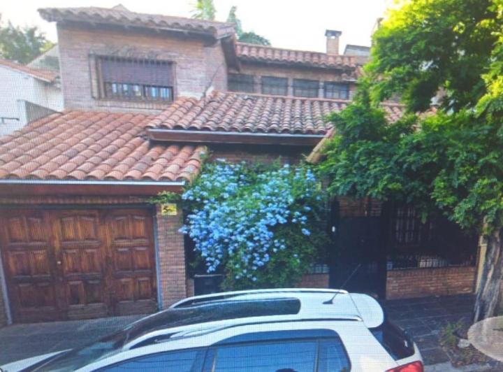 Casa · 170m² · 4 Ambientes · 1 Cochera