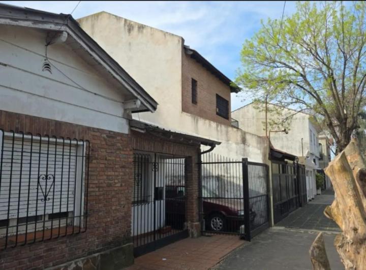 Casa · 150m² · 3 Ambientes · 1 Cochera