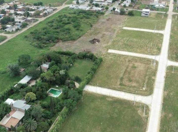 Terreno · 220m²