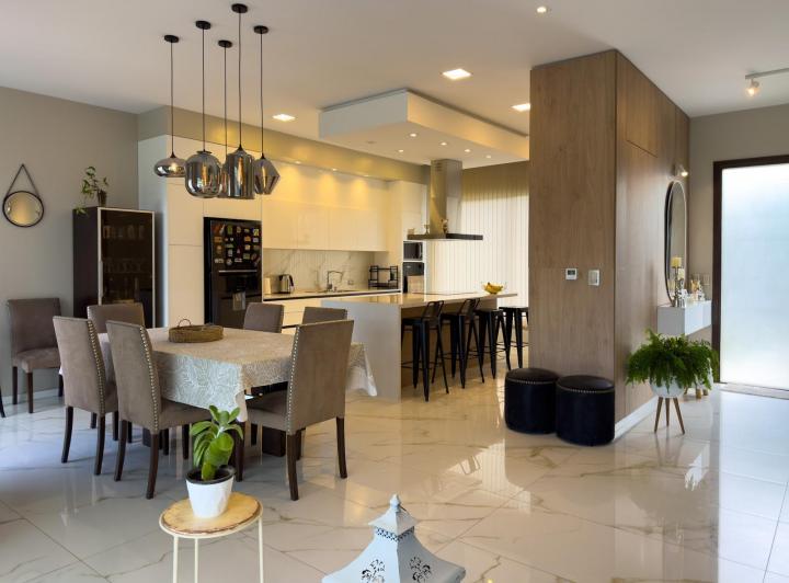 Casa · 264m² · 6 Ambientes · 1 Cochera