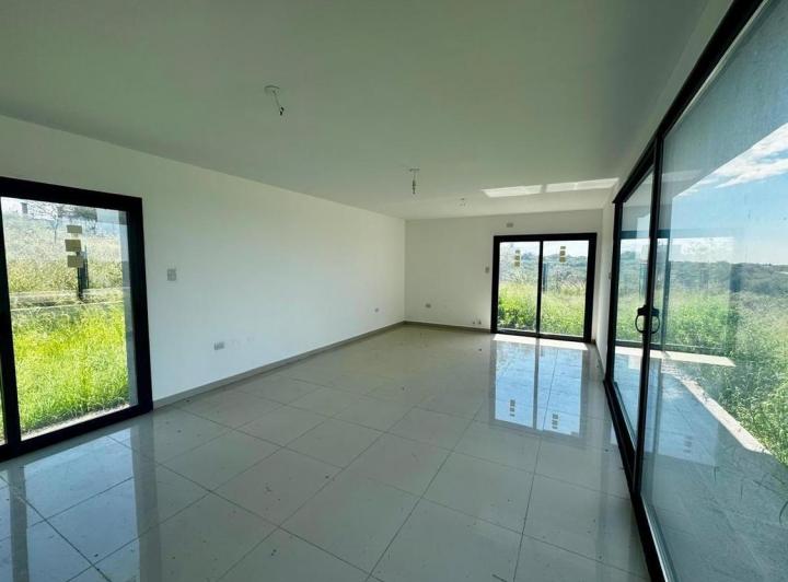 Casa · 185m² · 4 Ambientes