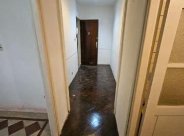 Departamento de 3 ambientes, Tribunales · Tribunales - Tucuman 1535 - a Refaccionar - 3 Ambientes en Pb - Oportunidad!