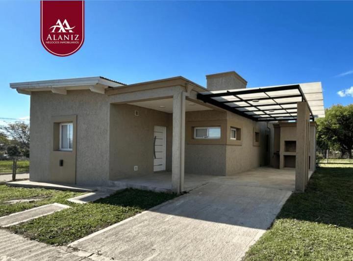 Casa · 90m² · 3 Ambientes · 1 Cochera