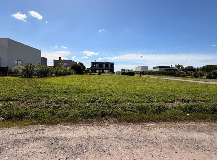 Terreno · 700m²