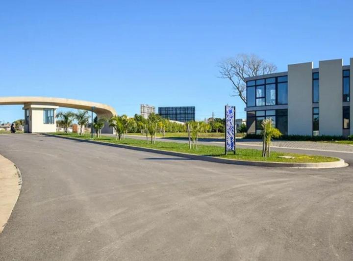 Terreno · 671m²