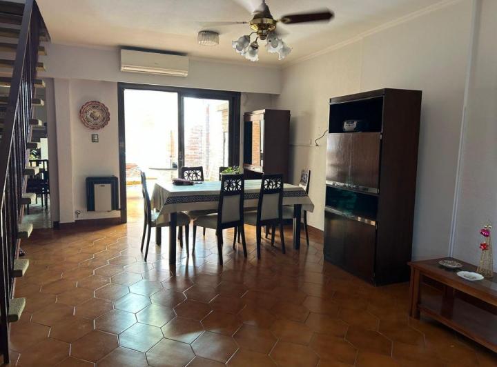 Casa · 110m² · 5 Ambientes · 1 Cochera