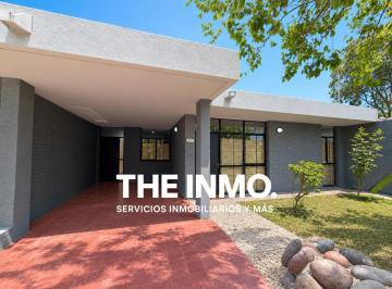 Casa de 5 ambientes, Godoy Cruz · Casa de 220 m² con 3 Dorm. en Venta en Godoy Cruz
