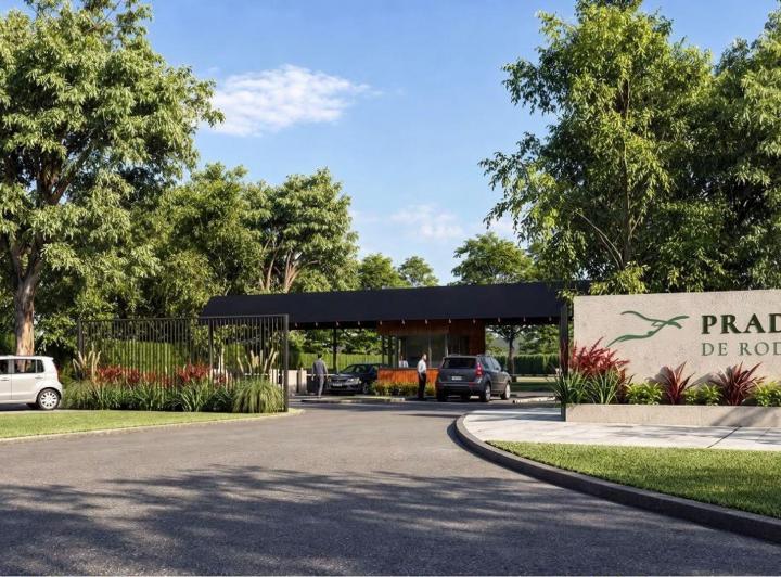 Terreno · 843m²