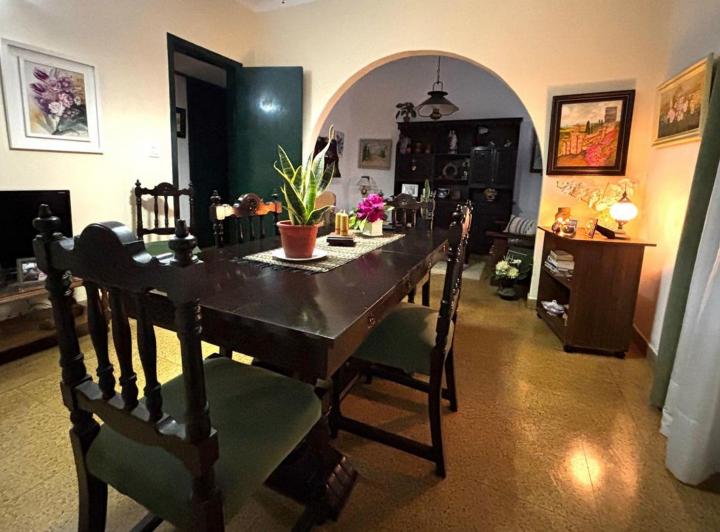 Casa · 122m² · 3 Ambientes · 1 Cochera