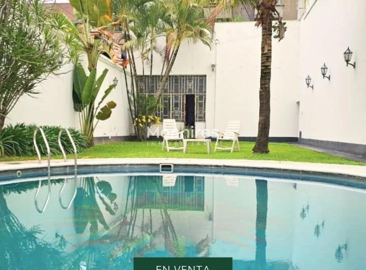 Casa · 740m² · 10 Ambientes · 4 Cocheras