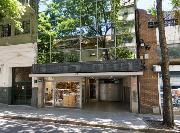 Local comercial · 106m²