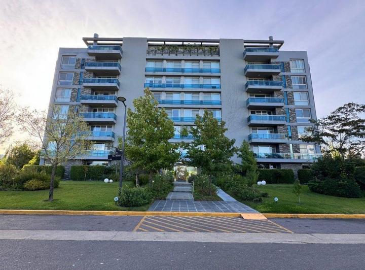 Departamento · 40m² · 2 Ambientes · 1 Cochera