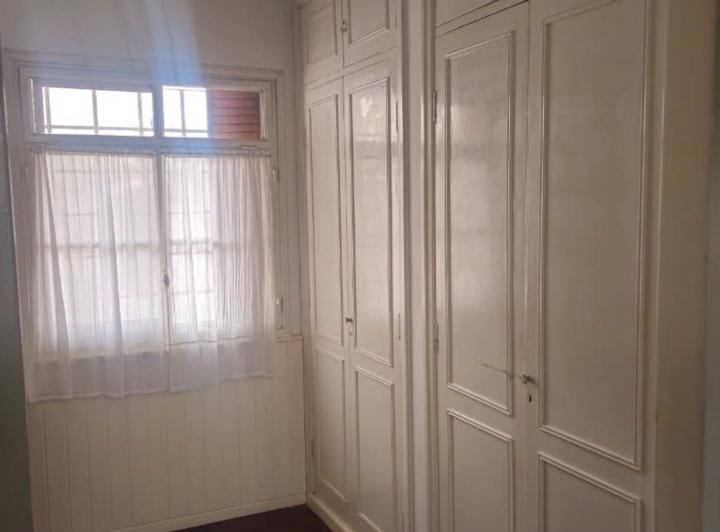 Casa · 340m² · 10 Ambientes · 2 Cocheras