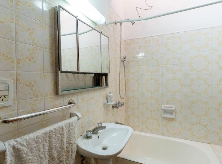 Casa · 228m² · 6 Ambientes · 1 Cochera
