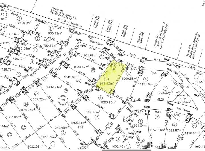 Terreno · 920m²