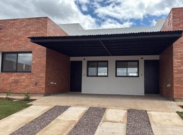 Casa · 75m² · 4 Ambientes · 1 Cochera · Duplex 2 Dorm Caldera Docta Av a Estrenar
