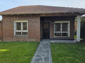 Casa en Venta Estrada · Chalet en Barrio Zacagnini