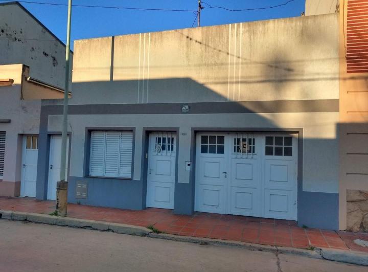 Casa · 160m² · 3 Ambientes · 1 Cochera