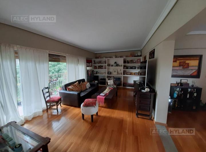 Departamento · 147m² · 4 Ambientes · 1 Cochera