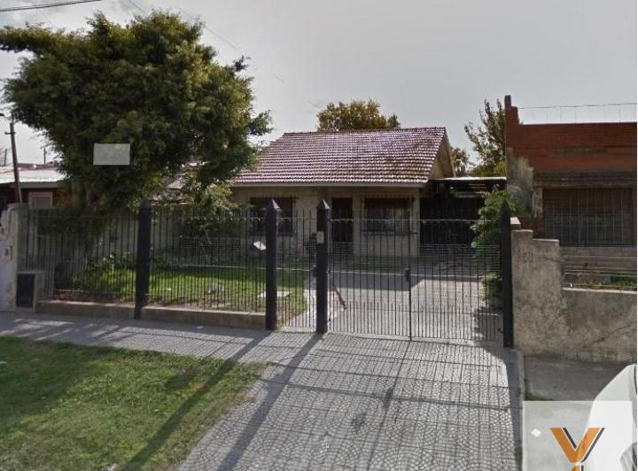 Casa · 160m² · 4 Ambientes · 2 Cocheras