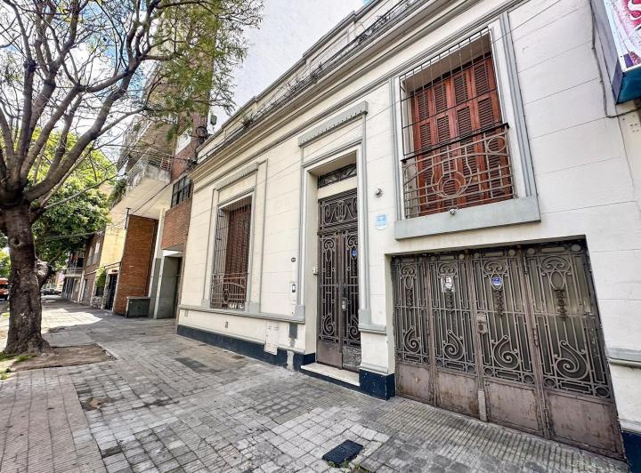 Casa · 347m² · 17 Ambientes · 1 Cochera