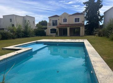 Casa · 180m² · 5 Ambientes · 1 Cochera · Casa en Alquiler en San Isidro Labrador, Villanueva, Tigre