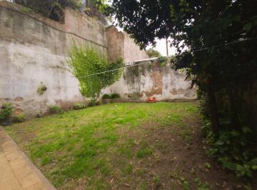 Departamento de 3 ambientes, Flores · Se Vende Amplio 3 Ambientes en Flores con Terraza y Patio de Uso Común