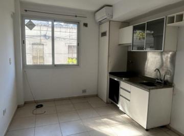 Departamento de 1 ambiente, Rosario · Monoambiente Elèctrico Al Frente, Sin Balcon - Zeballos y 1 de Mayo, Rosario