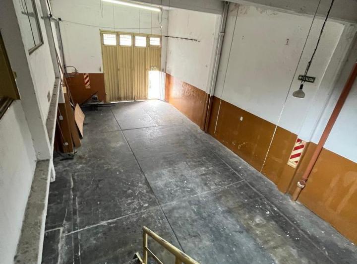 Bodega-Galpón · 300m²