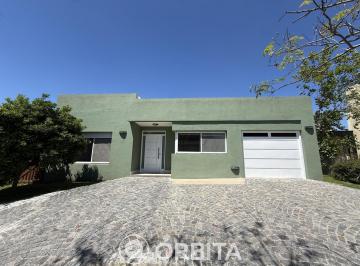 Casa · 124m² · 5 Ambientes · 3 Cocheras · Casa en Venta en Barrio Santa Guadalupe, Pilar del Este