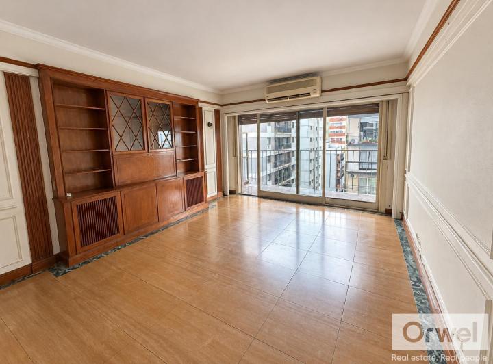 Departamento · 122m² · 4 Ambientes · 1 Cochera