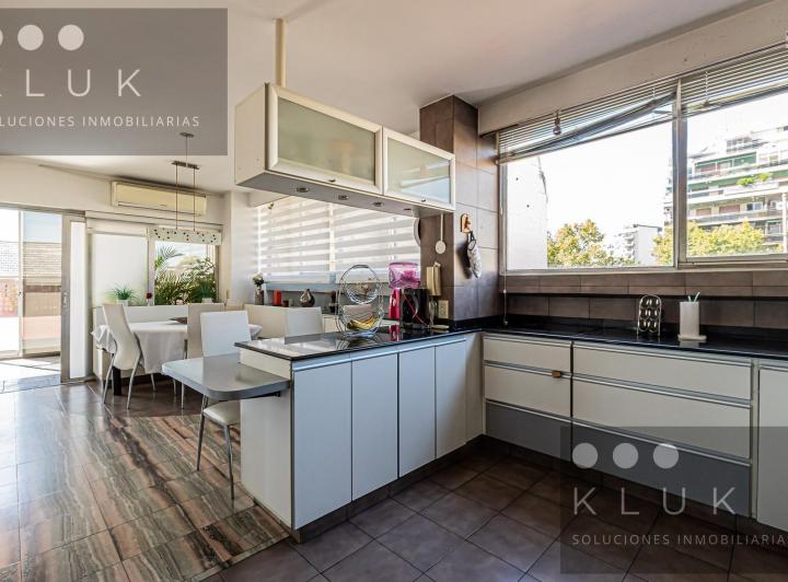 Departamento · 300m² · 5 Ambientes · 1 Cochera