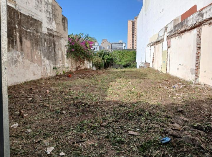 Terreno · 417m²