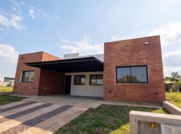 Casa de 3 ambientes, Córdoba · Dúplex a Estrenar en Venta en Una Sola Planta | 2 Dorm. 2 Baños | Docta Av 2