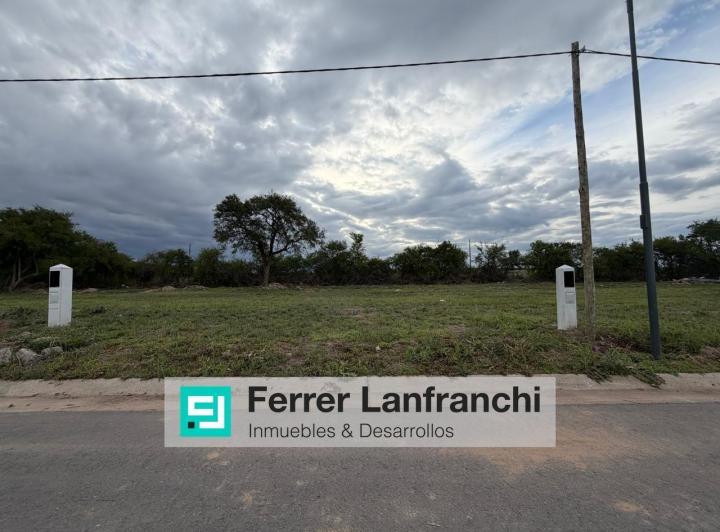 Terreno · 300m²