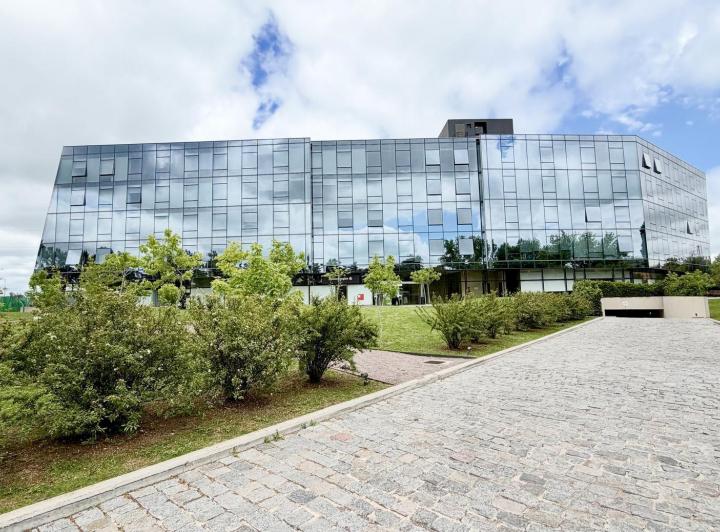 Oficina comercial · 48m² · 1 Ambiente · 1 Cochera