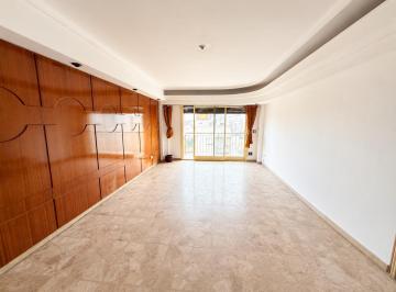Departamento · 77m² · 4 Ambientes · 1 Cochera · Dpto - 3 Amb C/dependencia y Cochera Apto Credito - Flores
