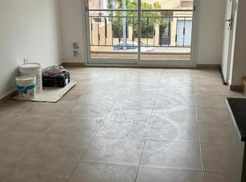 PH · 75m² · 3 Ambientes · Espectacular PH en Dúplex Al Frente – Terraza Privada, Suite con Vestidor y Mucha Luz!