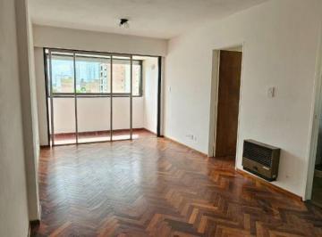 Departamento de 5 ambientes, Rosario · Departamento 3 Dorm. con Balcon Al Frente - Urquiza 2800, Rosario