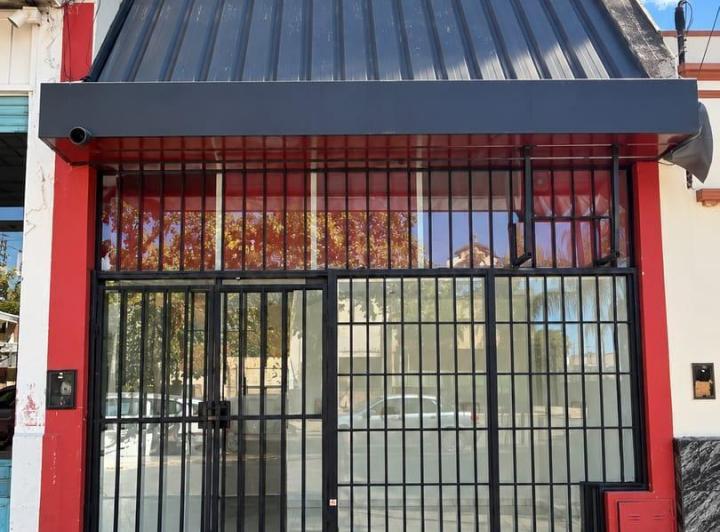 Local comercial · 96m² · 3 Ambientes