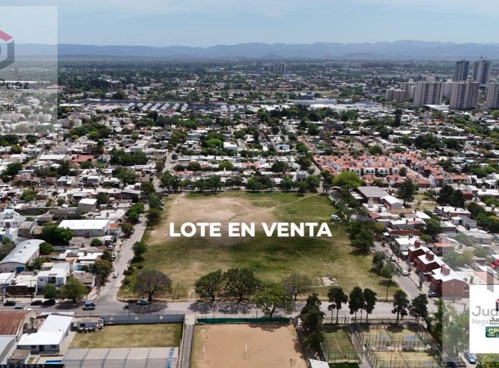 Terreno · 14000m²
