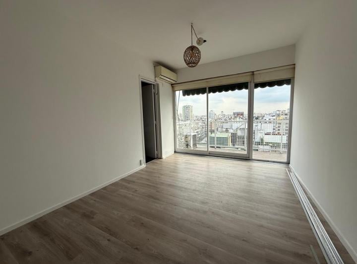 Departamento · 47m² · 3 Ambientes · 1 Cochera