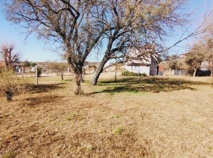 Terreno · 965m²