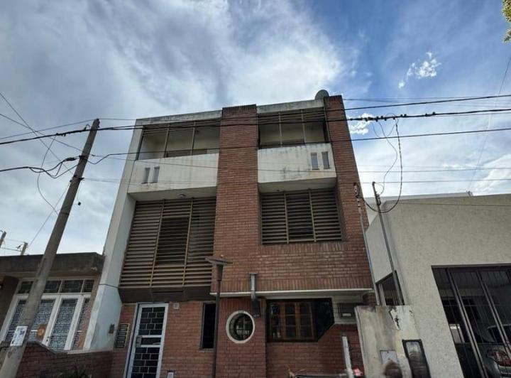 Casa · 300m² · 3 Ambientes